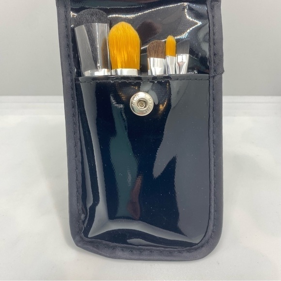Make-Up Brush Travel Set With 5 Brushes/ Mirror/ Case New With Tags - Picture 2 of 5
